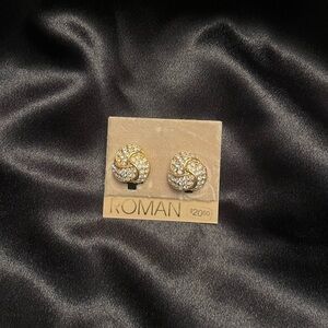 New vintage Roman Sage Allen clip on earrings